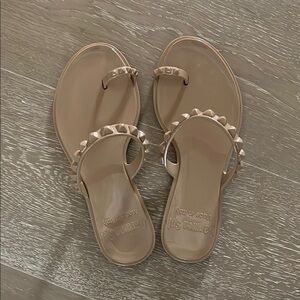 Carmen Sol Beige Sandals NWOT